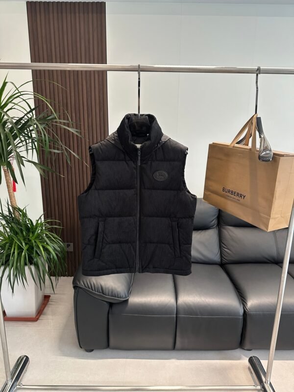 버버리 코듀로이 다운 베스트