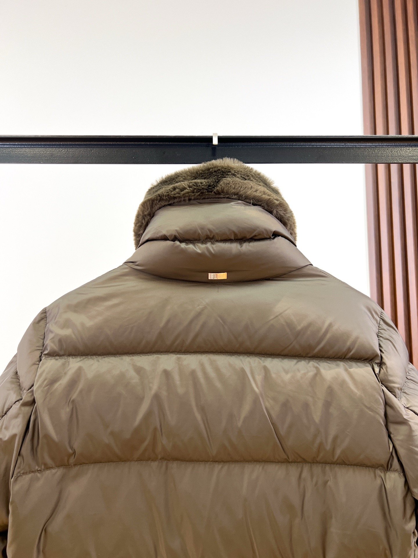 에르노 A라인 하이넥 구스 패딩 - 이미지 11