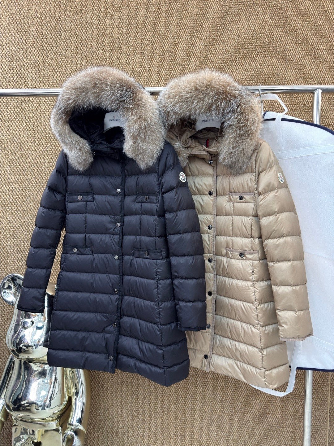 몽클레르 Hirmafur 후드 롱 패딩