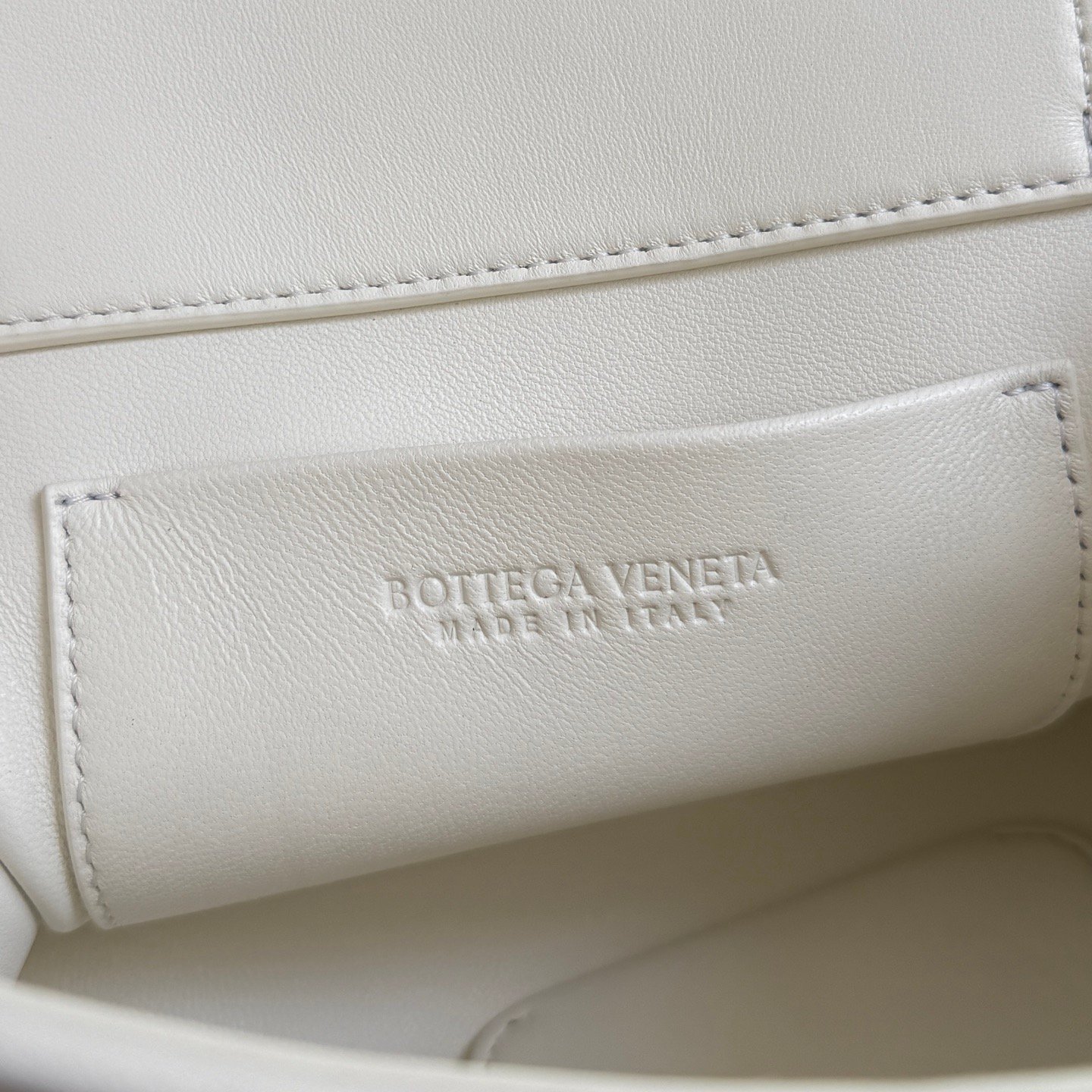 보테가 베네타 베이비 바바라 토트백 - 이미지 7