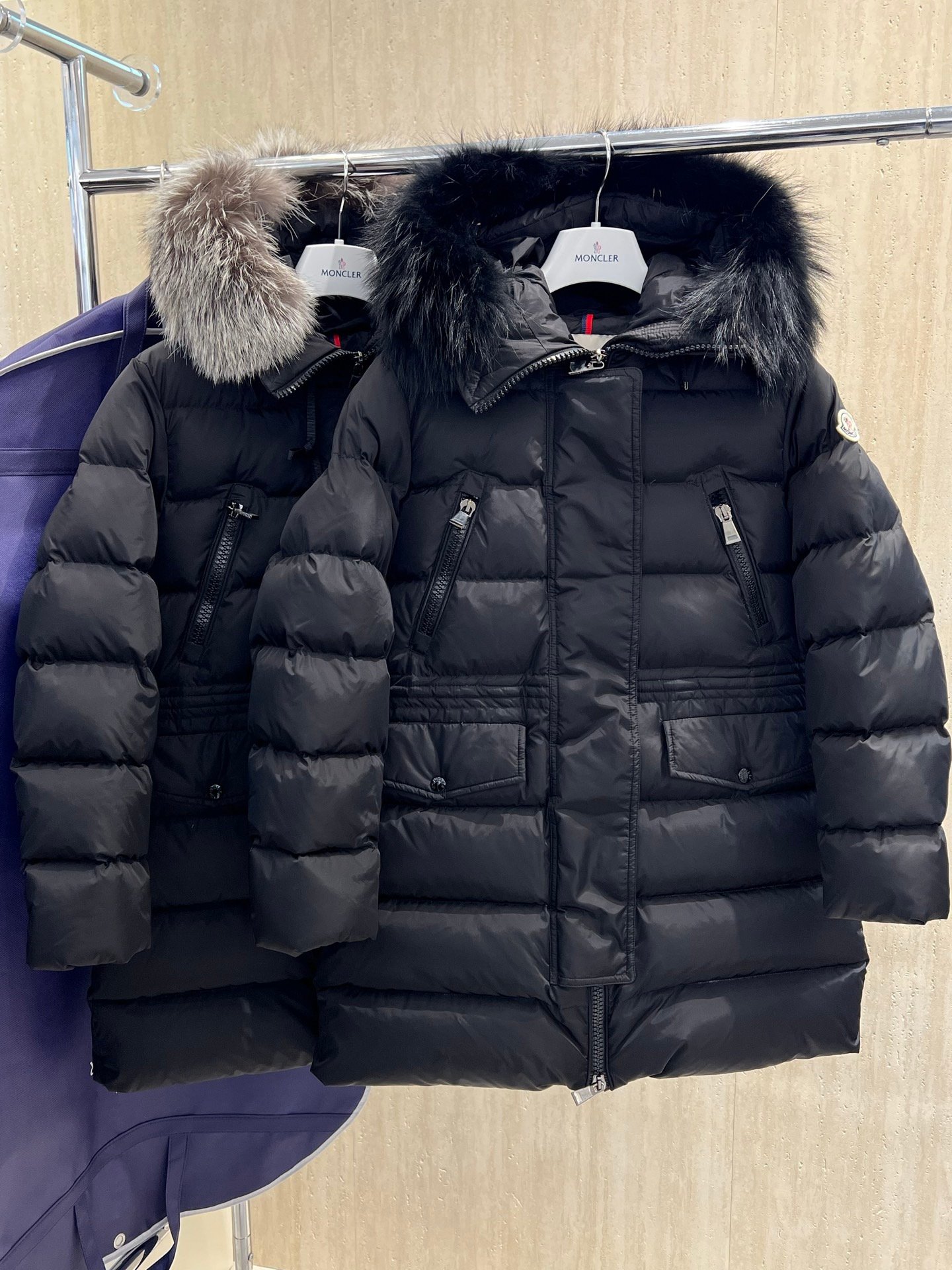 몽클레르 Aphroti 롱 패딩